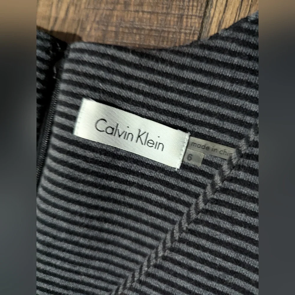 Calvin Klein Womens Size 6 Black & Gray Dual Striped Sheath Dress Cap Sleeves - Picture 5 of 15